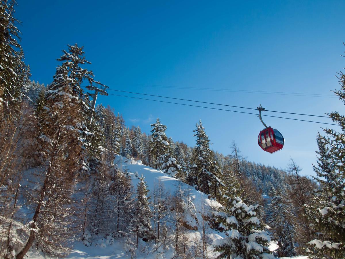 Gruppenhaus Im Walliser Alpstyle Rosswald Zewnętrze zdjęcie