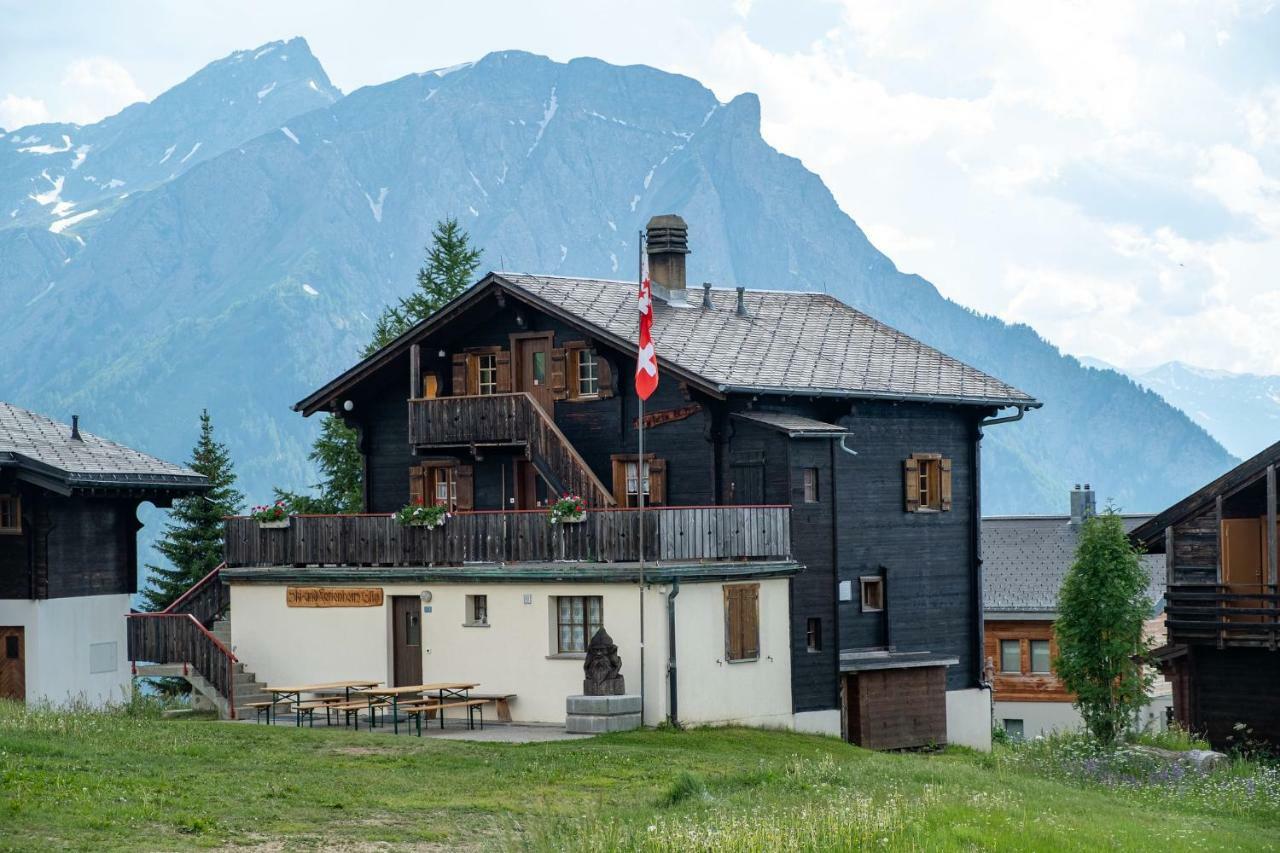 Gruppenhaus Im Walliser Alpstyle Rosswald Zewnętrze zdjęcie